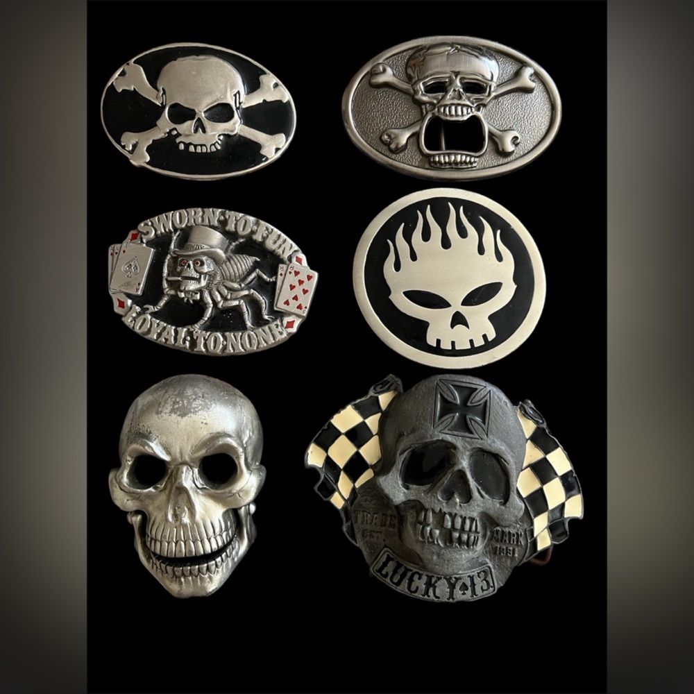Skull and Crossbones Horror Belt Buckle Set